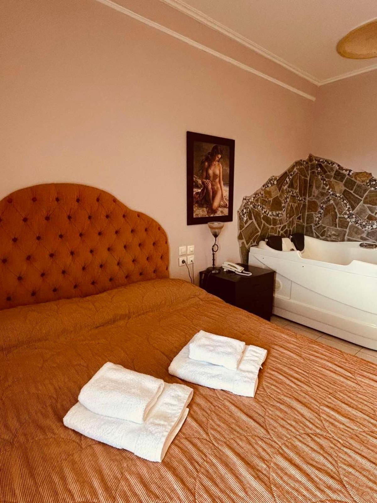 Hotel Athina Káto Loutrákion 외부 사진