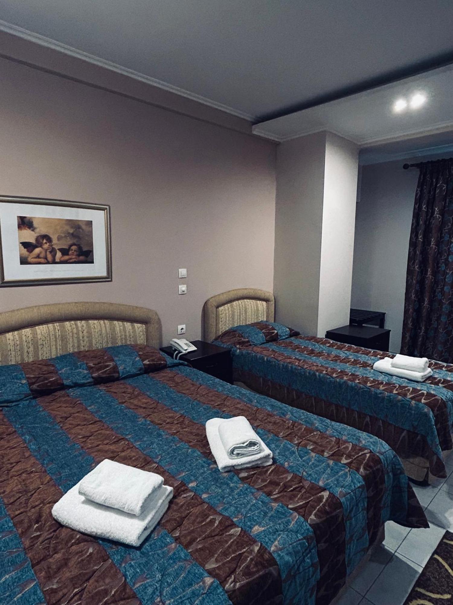 Hotel Athina Káto Loutrákion 외부 사진