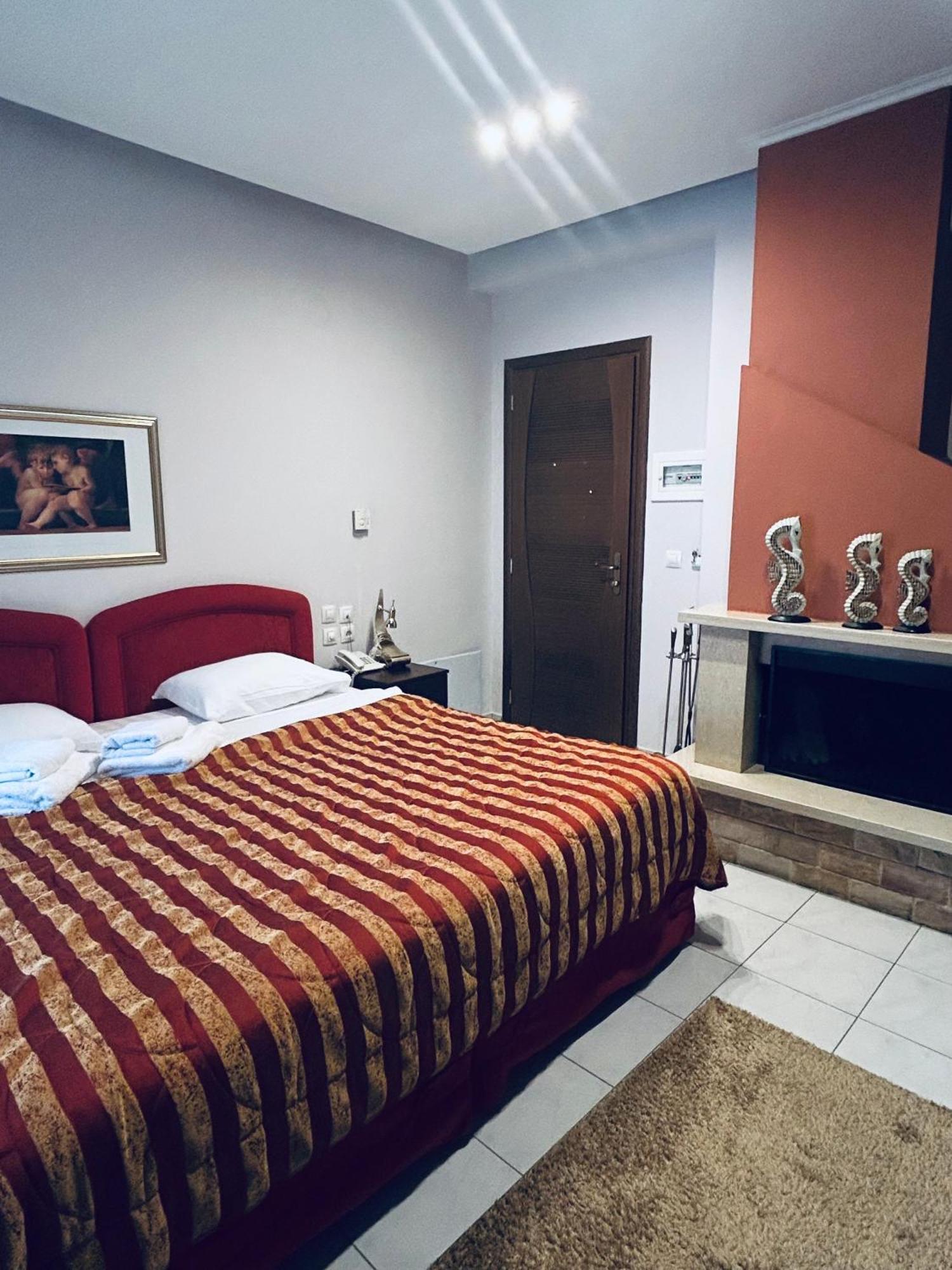 Hotel Athina Káto Loutrákion 외부 사진